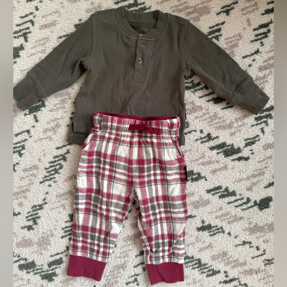 Little Bipsy Holiday Joggers and Ribbed Henley size 3-6